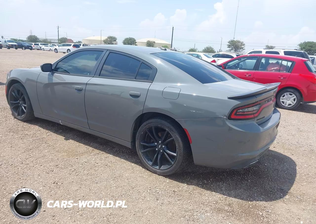 2018 Dodge Charger Sxt Rwd VIN:2C3CDXBG6JH135666 - 3