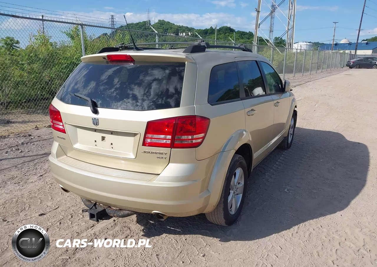 2010 Dodge Journey Sxt VIN:3D4PG5FV2AT176629 - 4