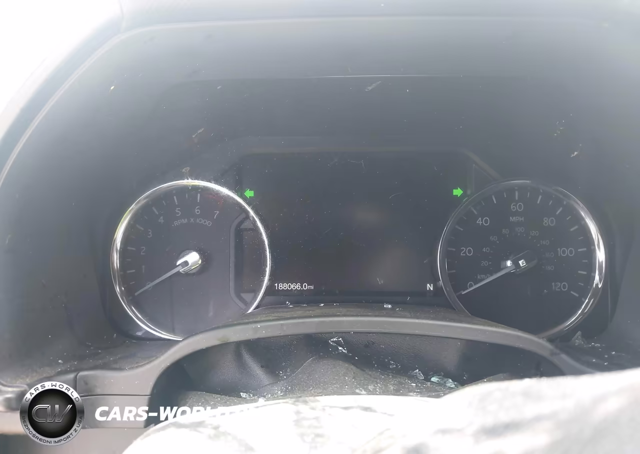 2018 Ford Expedition Limited VIN:1FMJU2AT7JEA41688 - 7