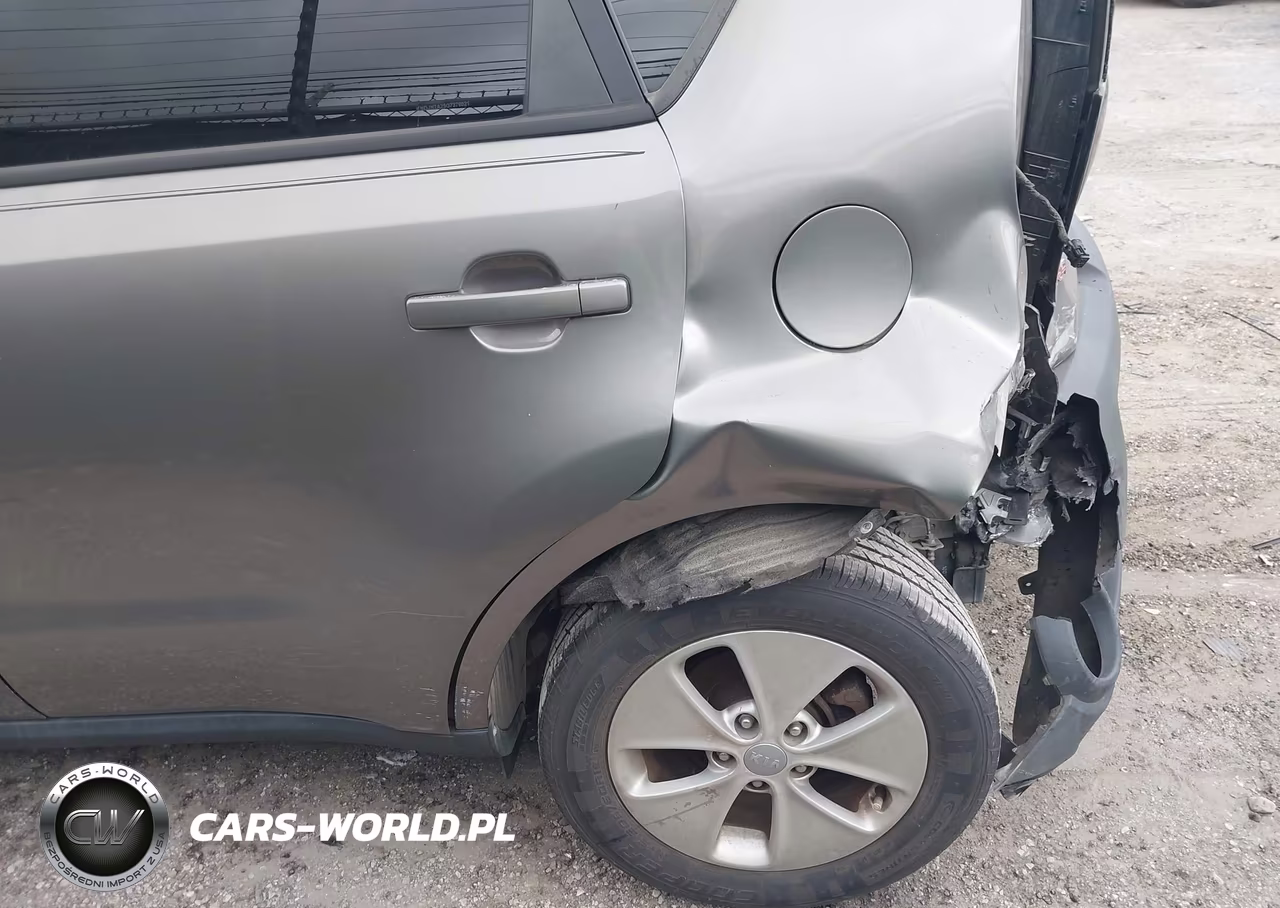2016 Kia Soul VIN:KNDJN2A25G7376521 - 14