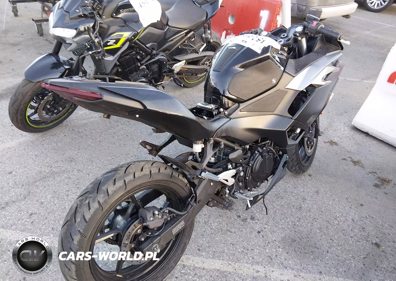 2025 Kawasaki Ex500 VIN:ML5EXGG1XSDA44881 - 4