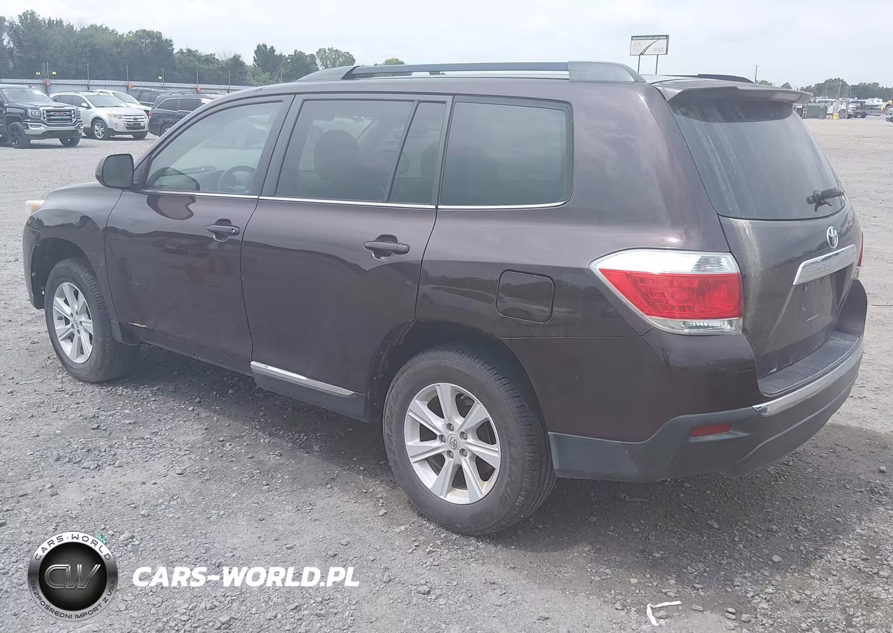 2013 Toyota Highlander Base Plus VIN:5TDZA3EHXDS041291 - 3