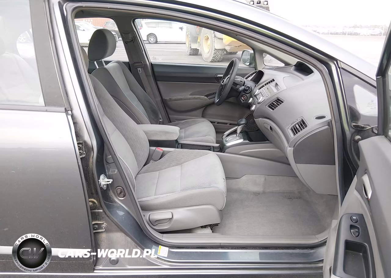 2010 Honda Civic Lx VIN:19XFA1F58AE084156 - 5