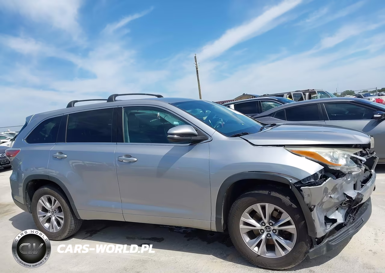 2016 Toyota Highlander Le Plus V6 VIN:5TDZKRFH3GS187406 - 13