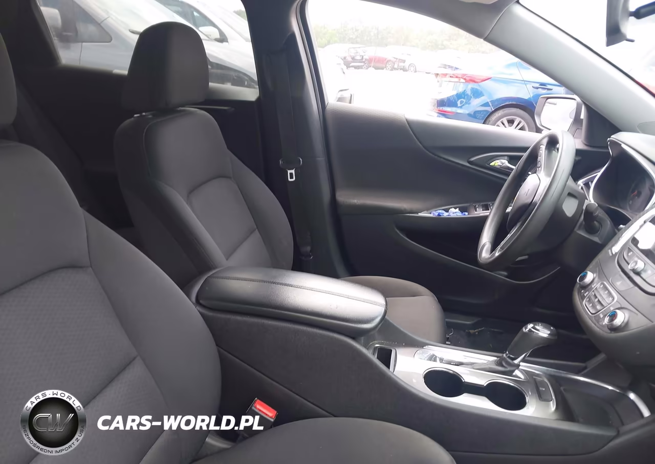 2019 Chevrolet Malibu Lt VIN:1G1ZD5ST7KF166511 - 5
