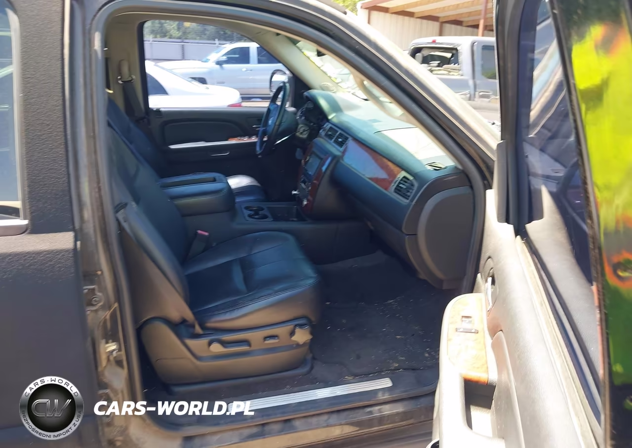 2008 Chevrolet Tahoe Lt VIN:1GNFC13048R191245 - 5