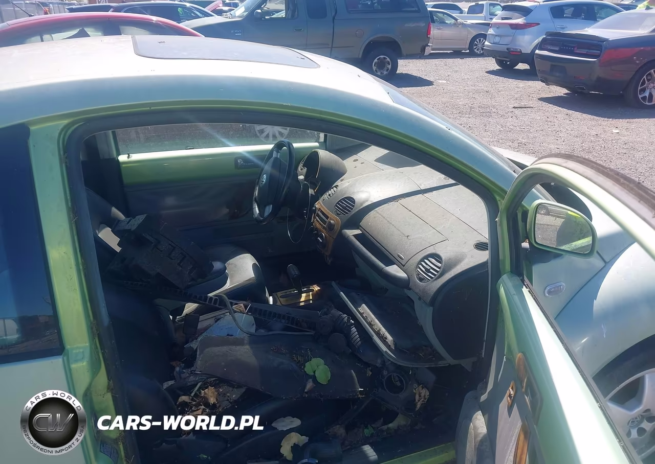 2000 Volkswagen New Beetle Glx VIN:3VWDD21C4YM455952 - 5