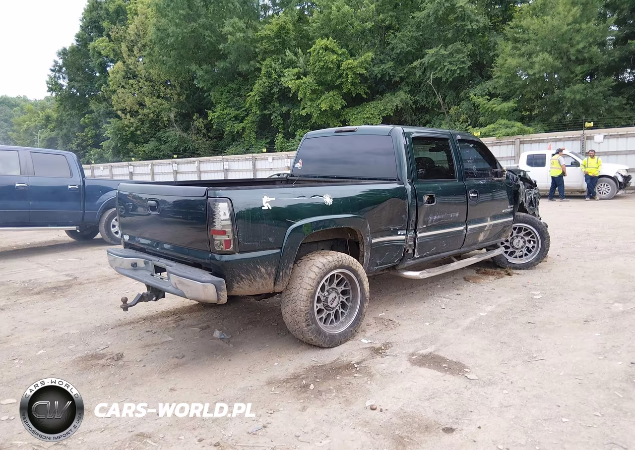 2002 Chevrolet Silverado 2500Hd Ls VIN:1GCHK23172F163869 - 4