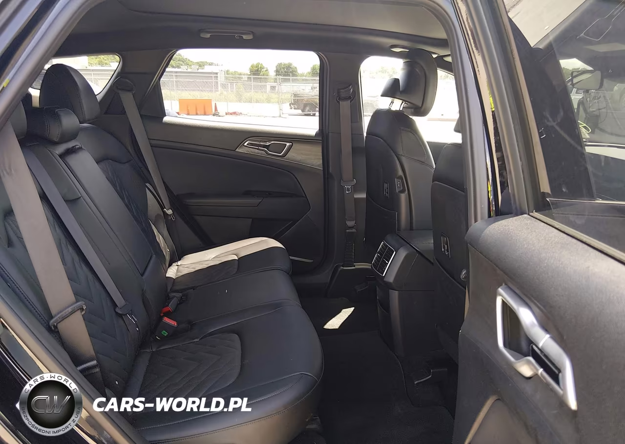 2025 Kia Sportage X-Line VIN:5XYK6CDF3SG239661 - 8