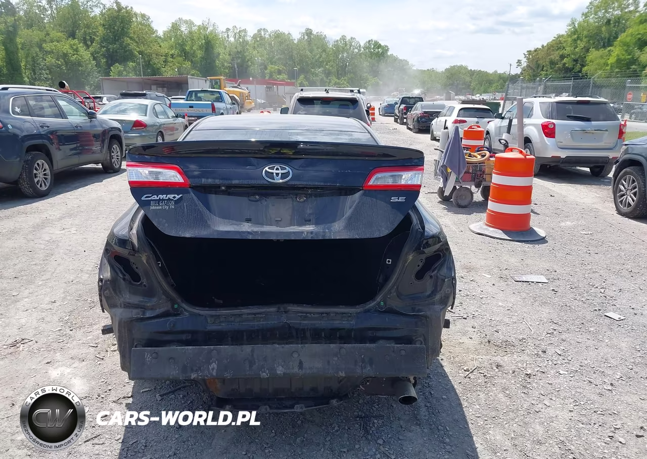 2014 Toyota Camry Se VIN:4T1BF1FK4EU430549 - 17