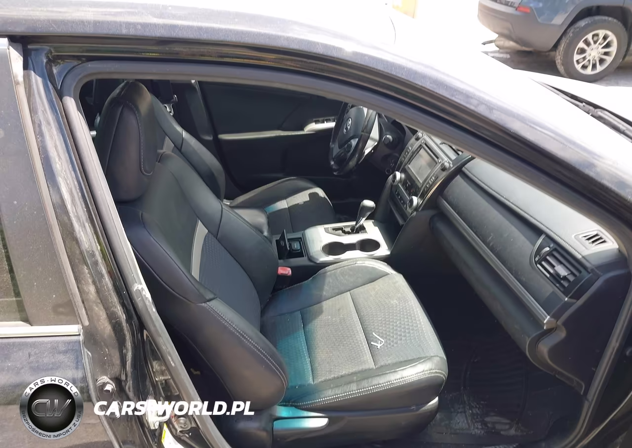 2014 Toyota Camry Se VIN:4T1BF1FK4EU430549 - 5