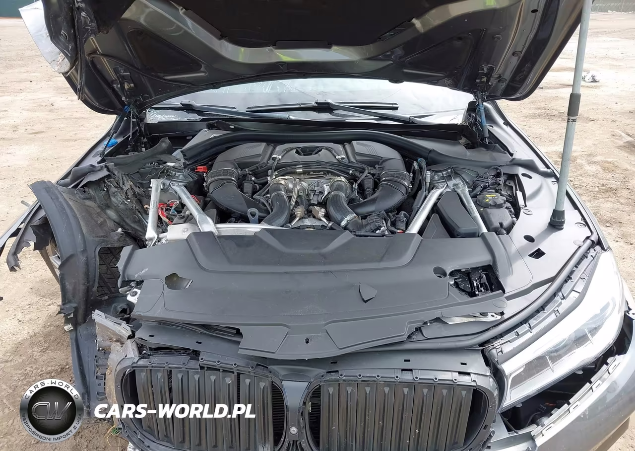 2019 BMW 750I xDrive VIN:WBA7F2C5XKB239320 - 10