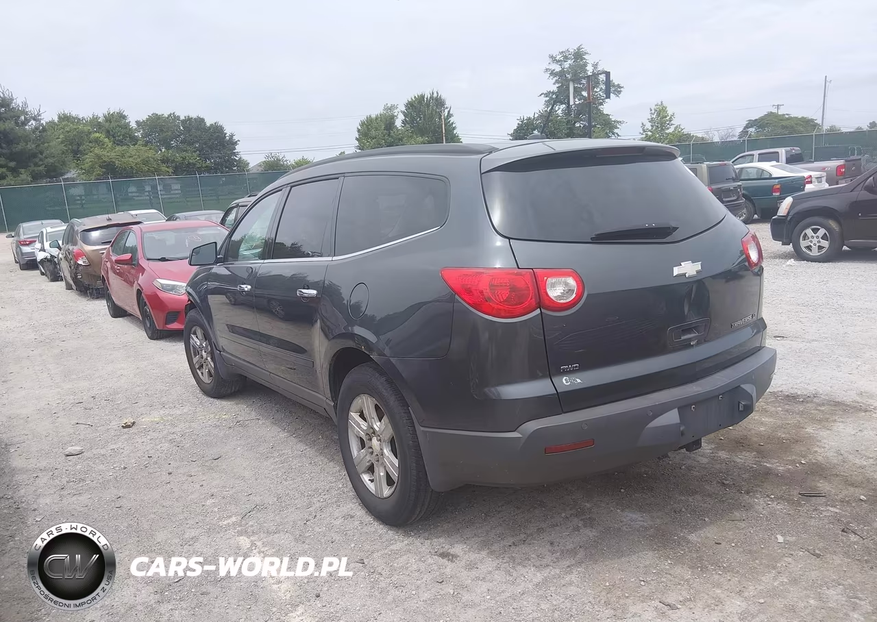2010 Chevrolet Traverse Lt VIN:1GNLVFED7AJ205881 - 3
