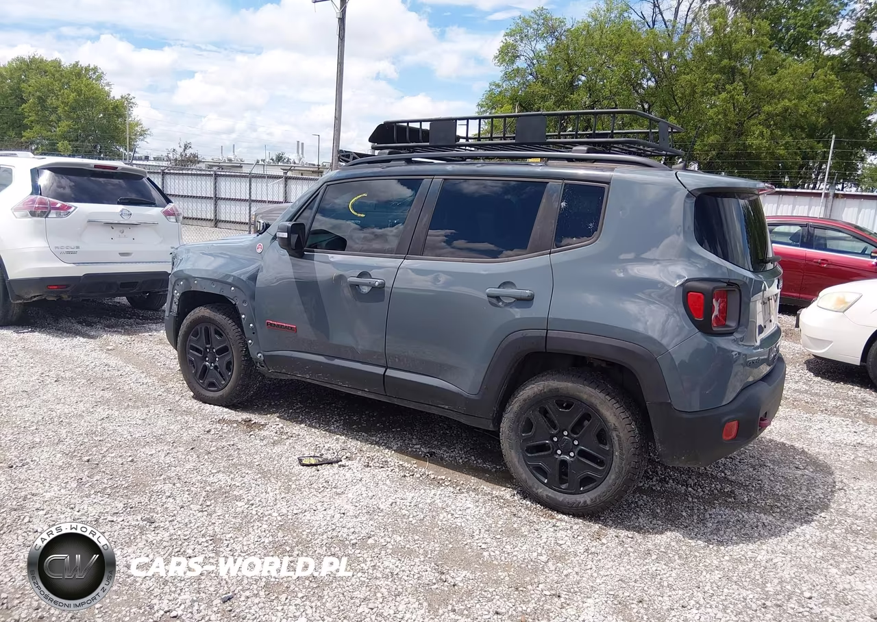 2018 Jeep Renegade Trailhawk 4X4 VIN:ZACCJBCB6JPH58309 - 3