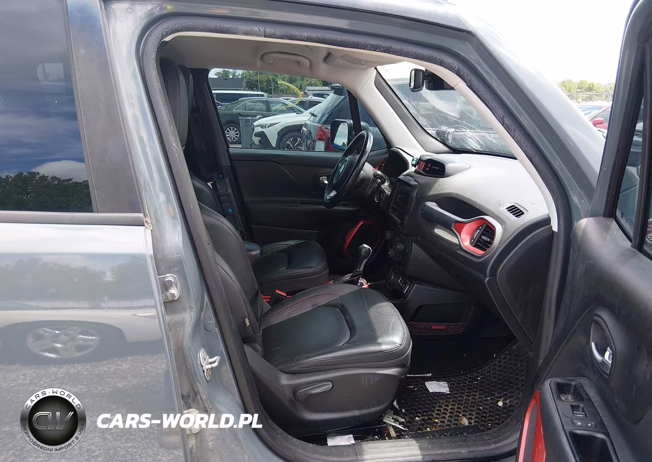 2018 Jeep Renegade Trailhawk 4X4 VIN:ZACCJBCB6JPH58309 - 5