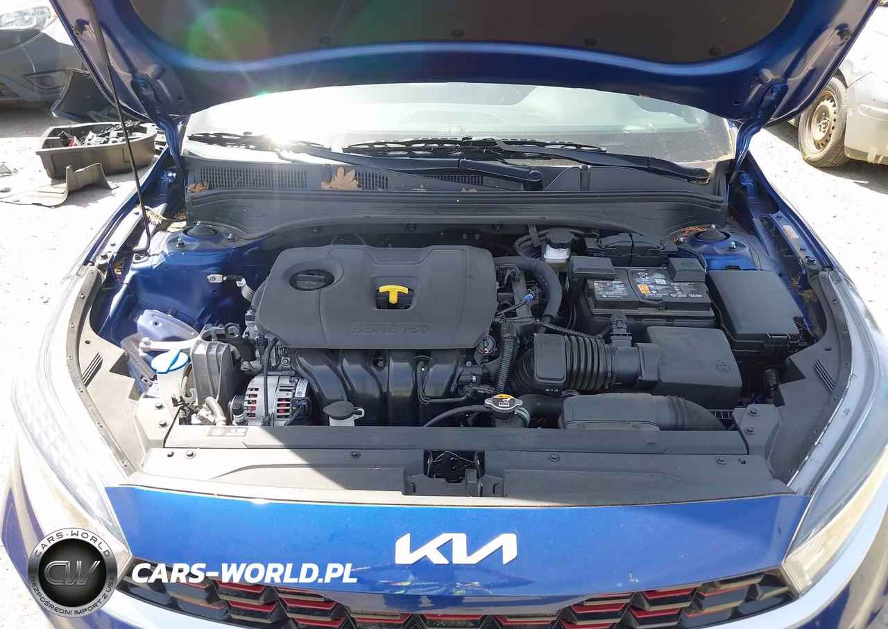 2024 Kia Forte Gt-Line VIN:3KPF54AD3RE781797 - 10