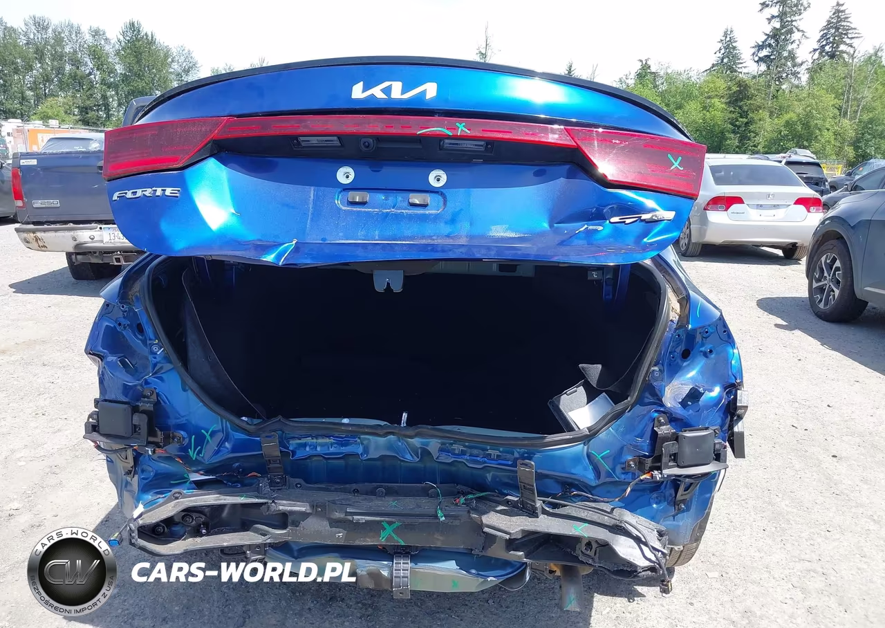 2024 Kia Forte Gt-Line VIN:3KPF54AD3RE781797 - 17