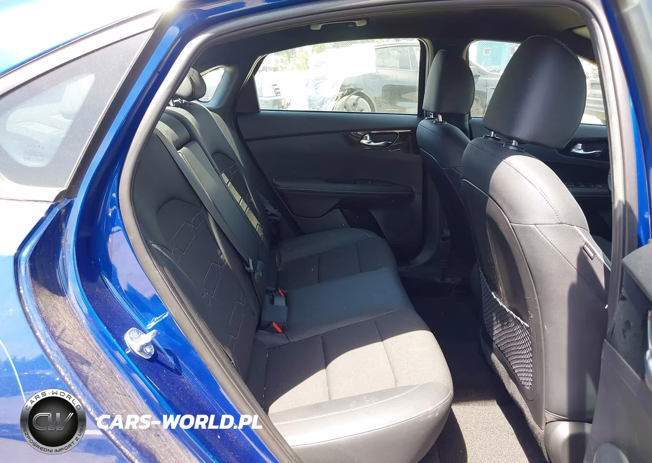 2024 Kia Forte Gt-Line VIN:3KPF54AD3RE781797 - 8