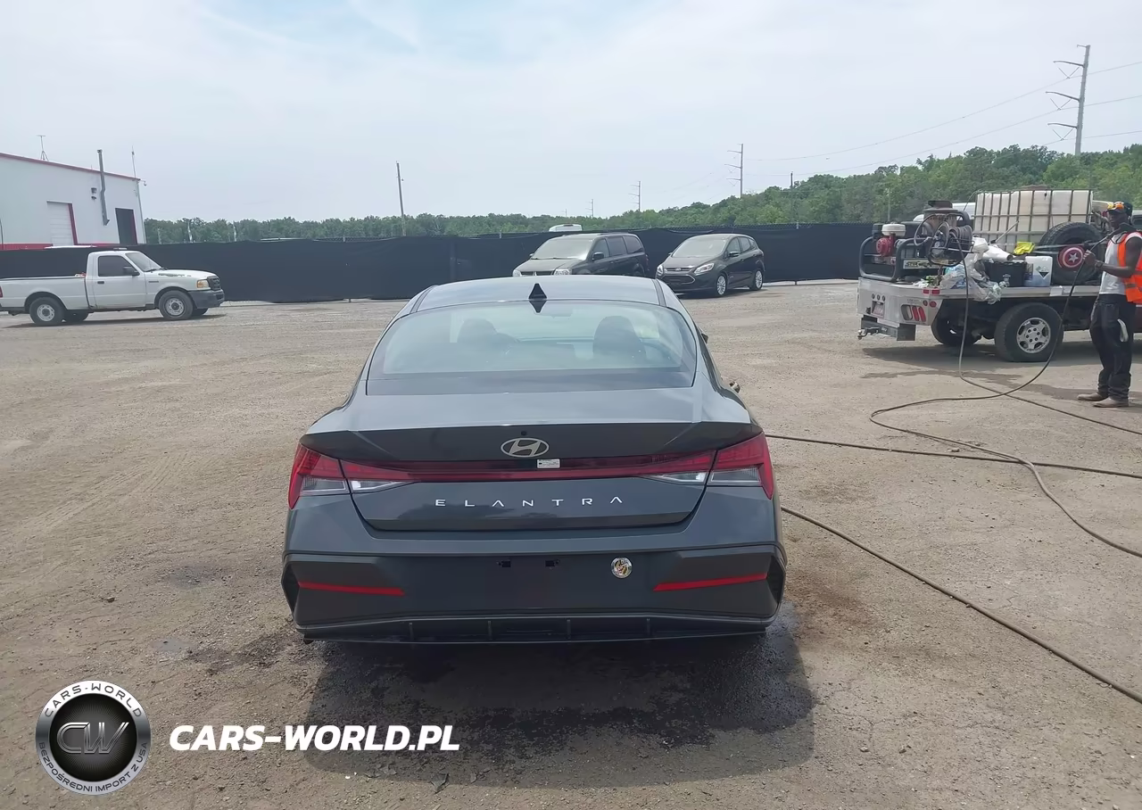 2025 Hyundai Elantra Sel Convenience VIN:KMHLS4DG9SU873419 - 16