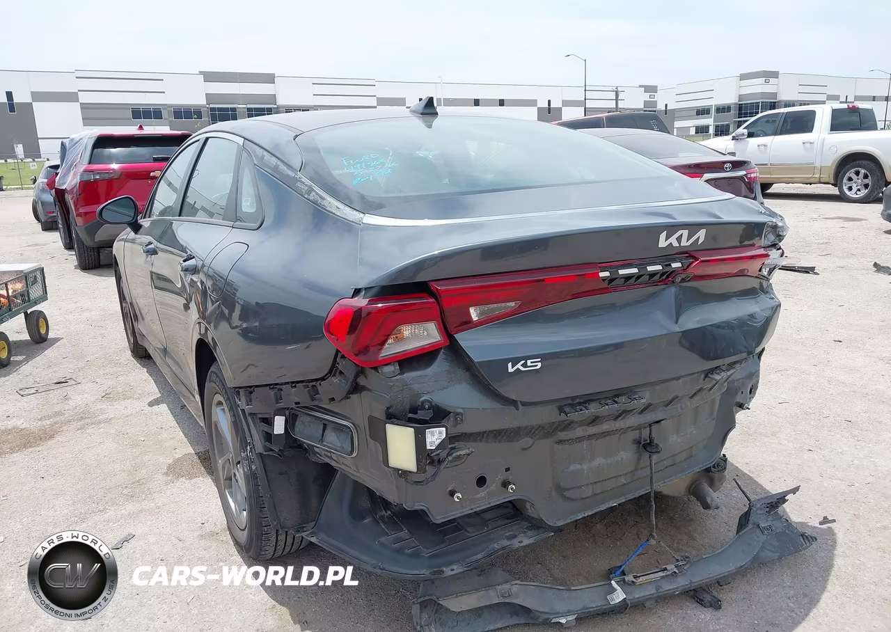 2023 Kia K5 Lxs VIN:5XXG14J28PG197138 - 3
