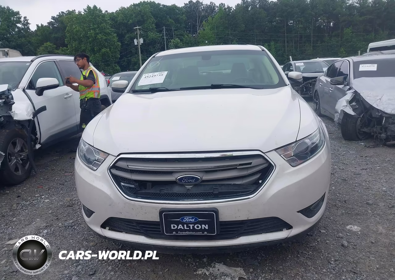 2018 Ford Taurus Sel VIN:1FAHP2E88JG105084 - 12
