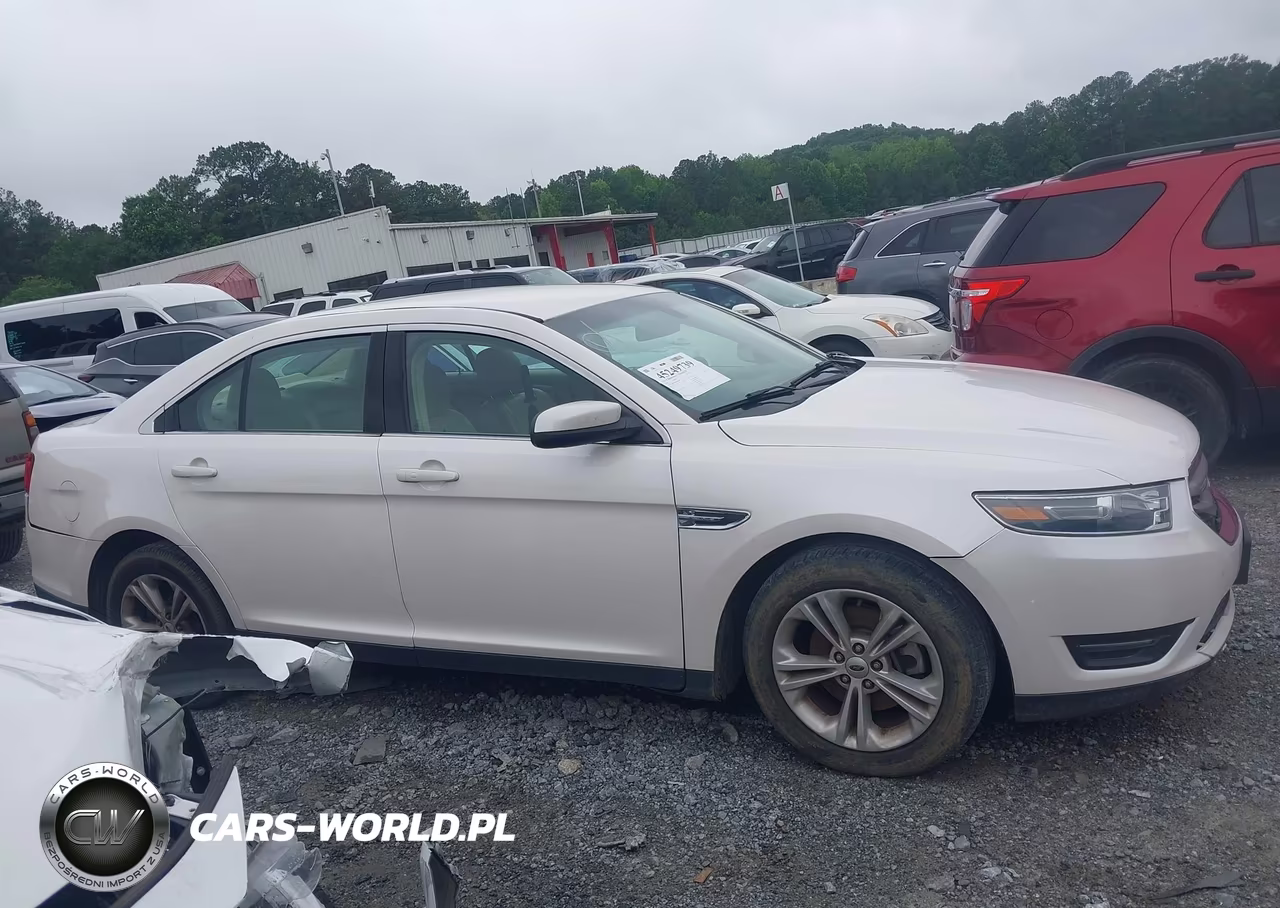 2018 Ford Taurus Sel VIN:1FAHP2E88JG105084 - 13