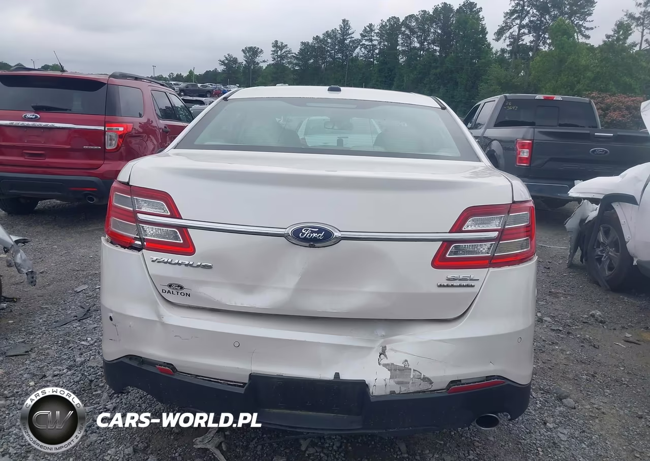 2018 Ford Taurus Sel VIN:1FAHP2E88JG105084 - 16
