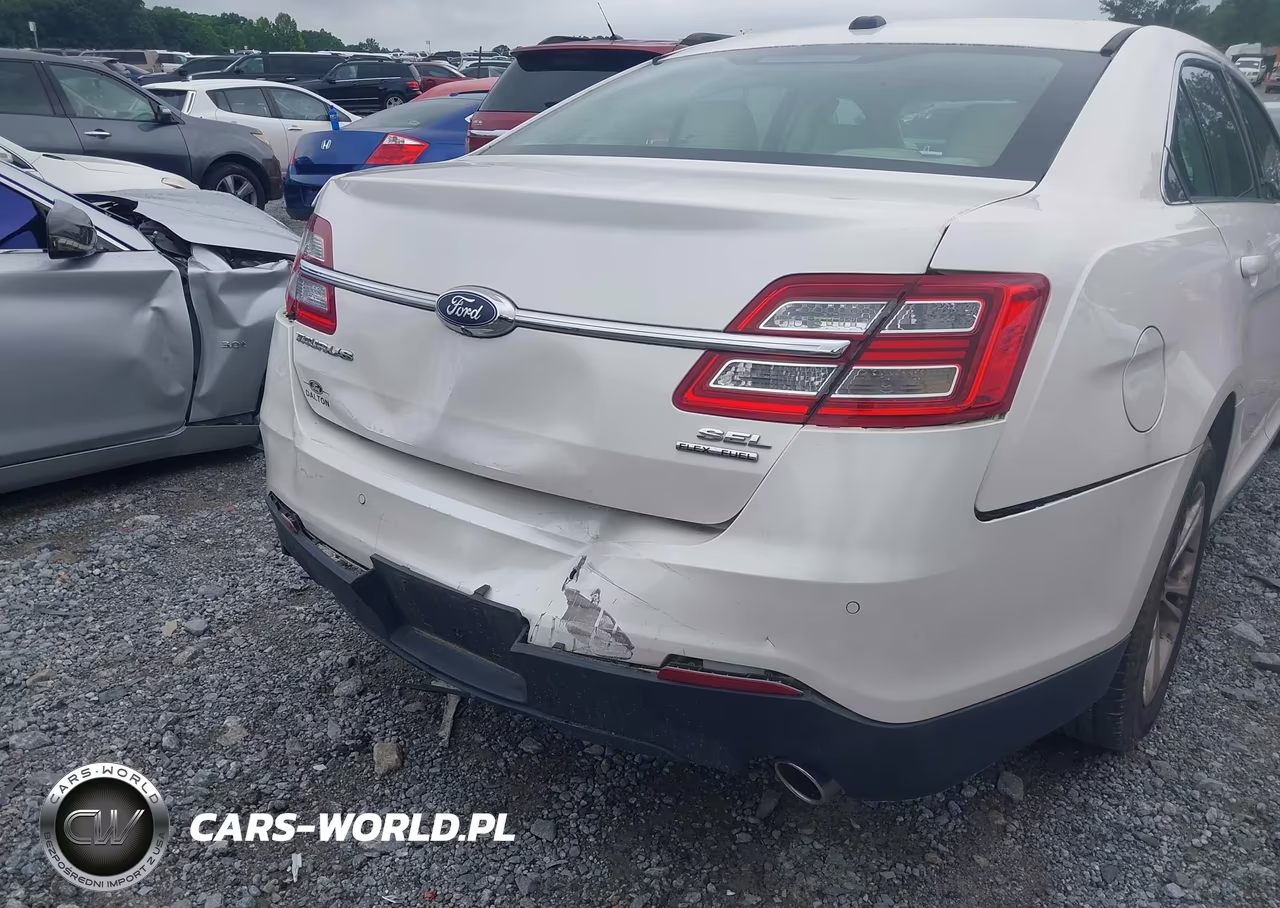 2018 Ford Taurus Sel VIN:1FAHP2E88JG105084 - 6
