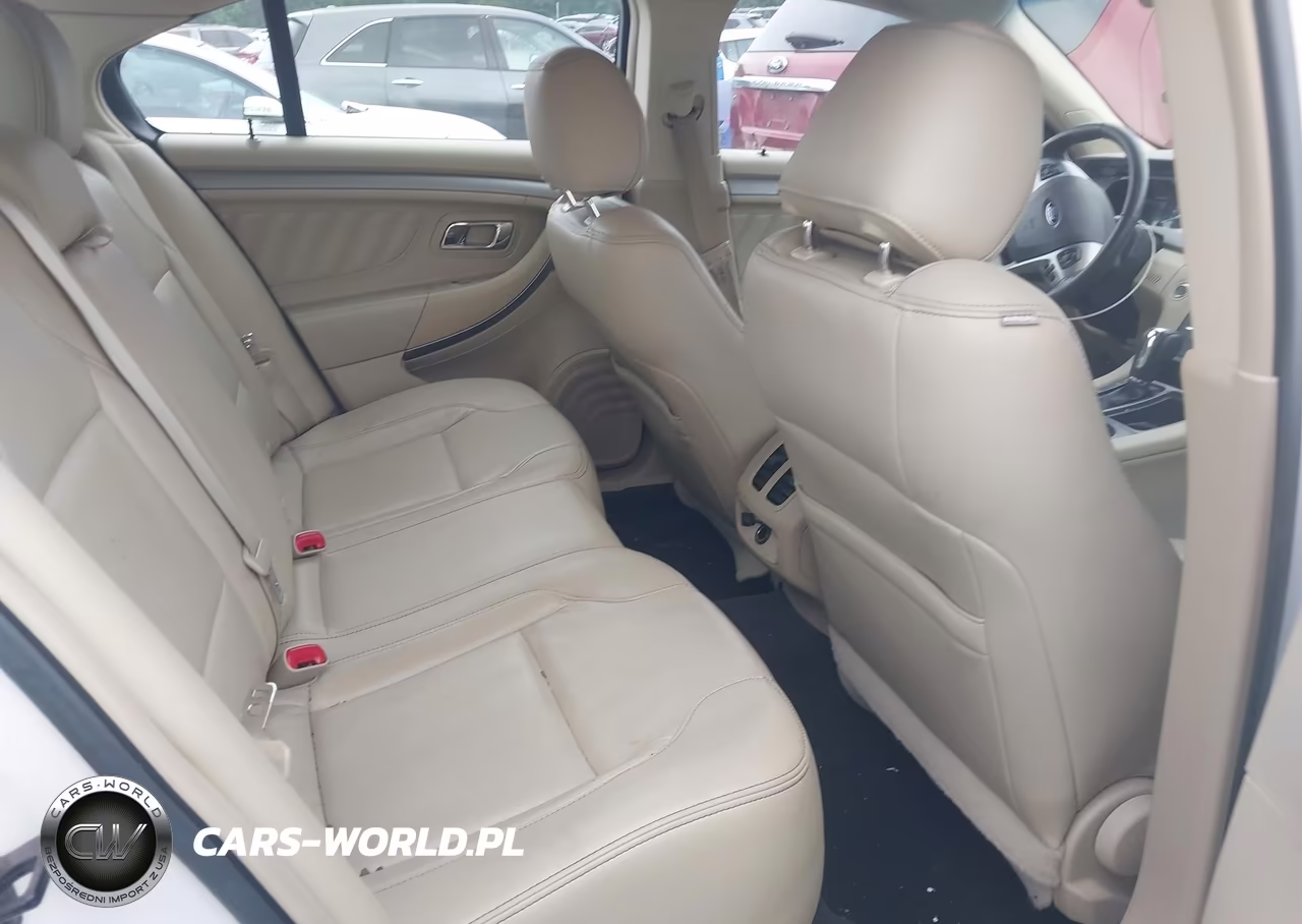 2018 Ford Taurus Sel VIN:1FAHP2E88JG105084 - 8