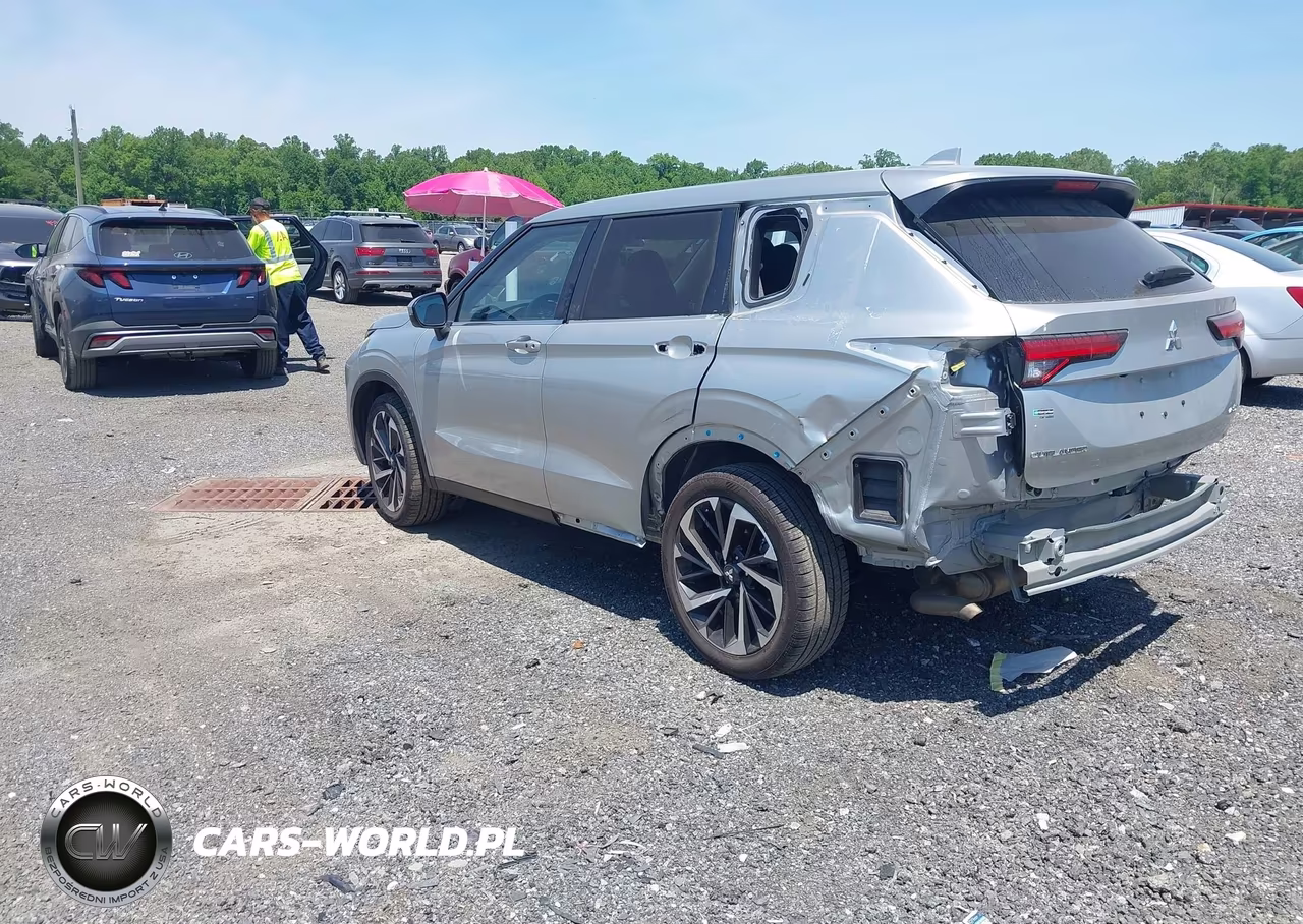 2024 Mitsubishi Outlander Se 2.5 2Wd-Se Black Edition S-Awc-Se Black Edition W-Pano Roof S-Awc VIN:JA4J3VA8XRZ041929 - 3