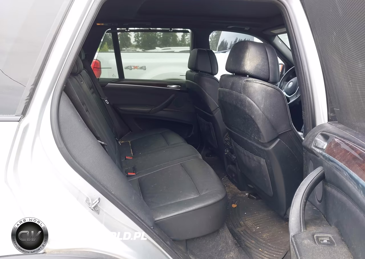 2011 BMW X5 xDrive50I VIN:5UXZV8C56BL417539 - 8