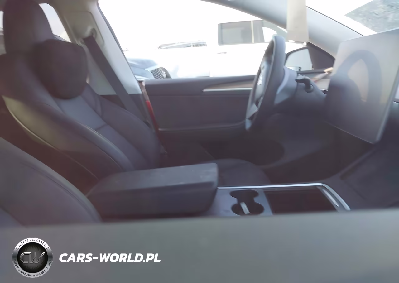 2024 Tesla Model Y Long Range Dual Motor All-Wheel Drive VIN:7SAYGDEE9RA266707 - 5