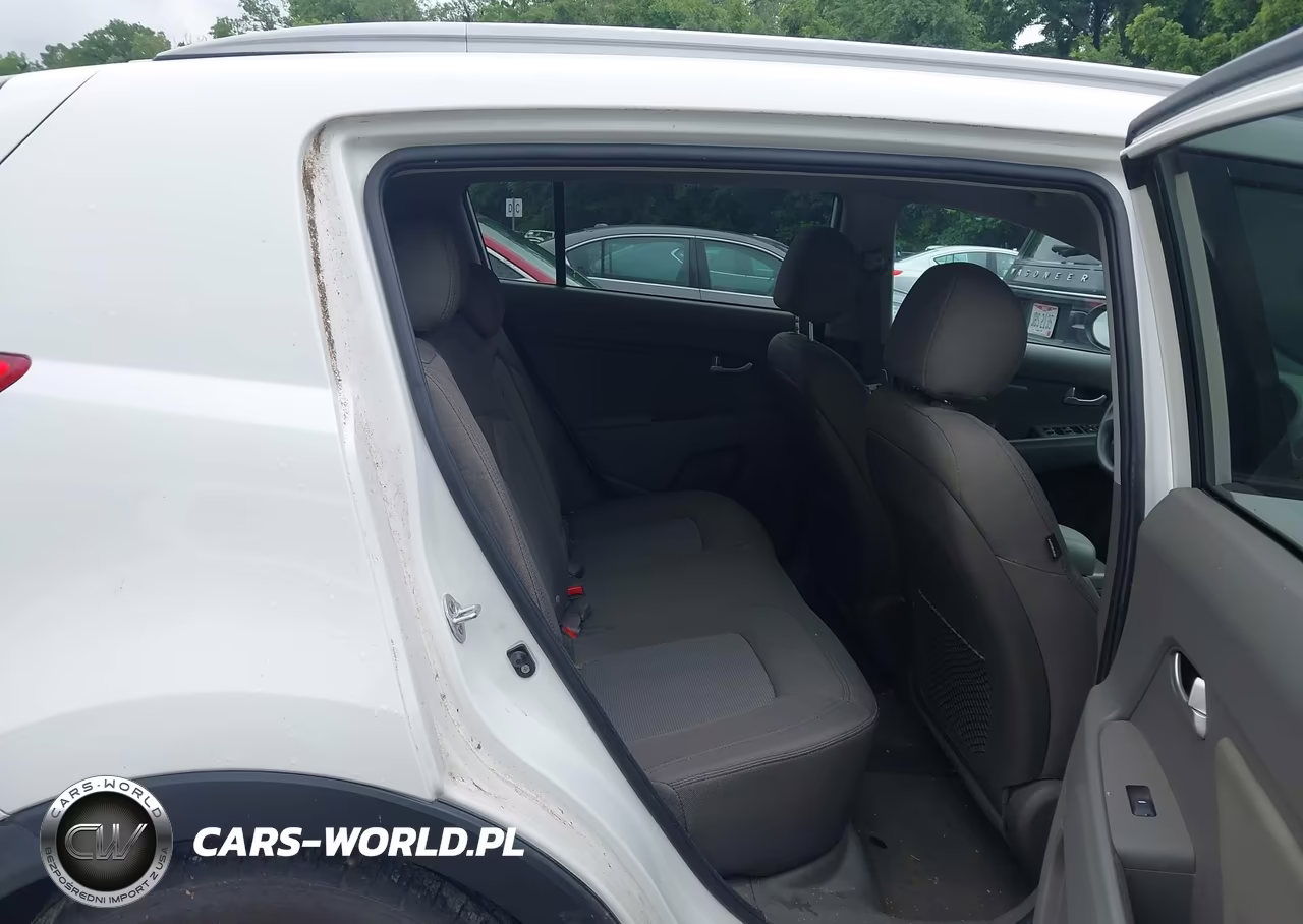 2015 Kia Sportage Lx VIN:KNDPB3ACXF7711966 - 8