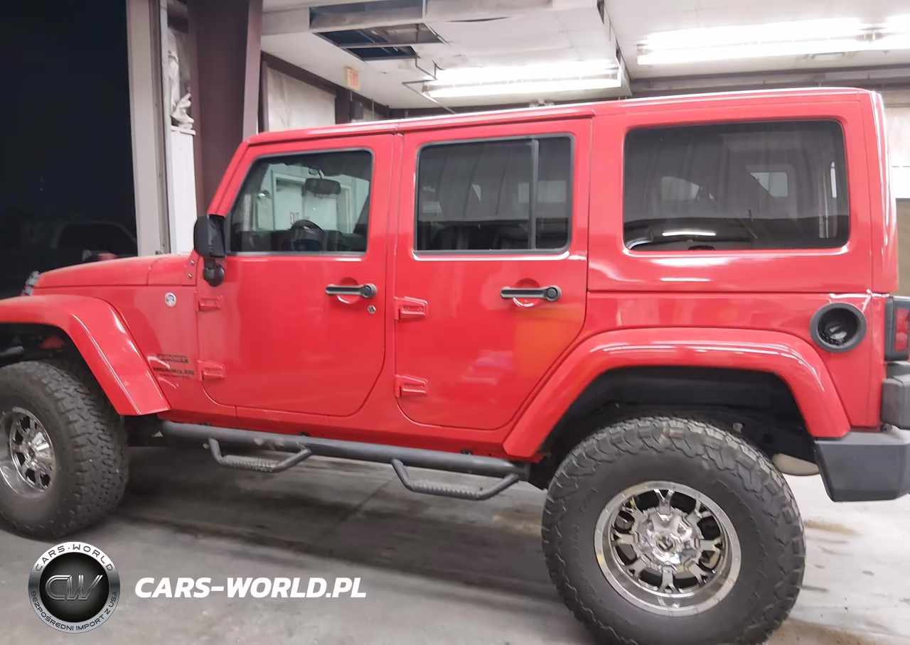 2015 Jeep Wrangler Unlimited Sport VIN:1C4BJWDGXFL653345 - 15