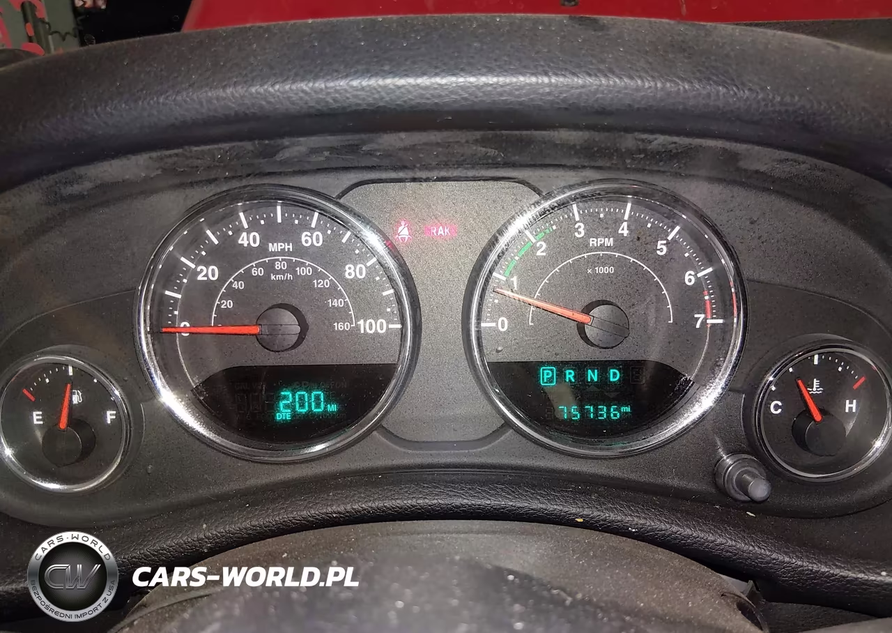 2015 Jeep Wrangler Unlimited Sport VIN:1C4BJWDGXFL653345 - 7