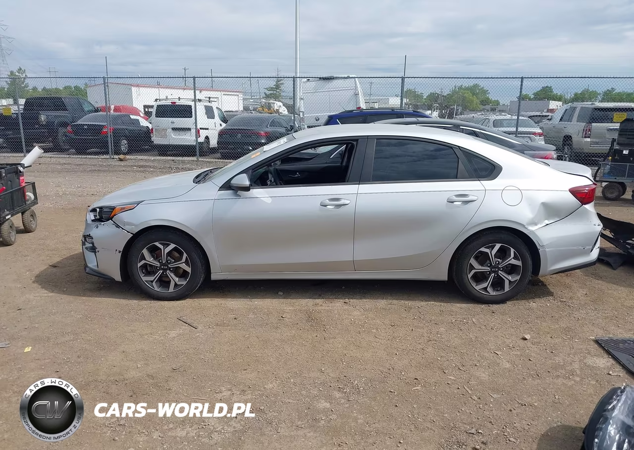 2019 Kia Forte Lxs VIN:3KPF24AD8KE090652 - 14
