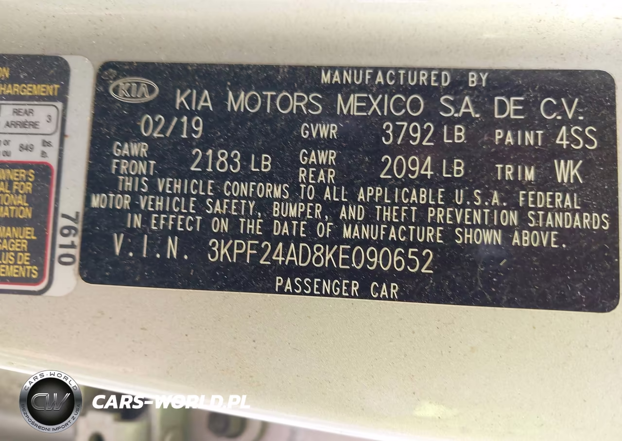 2019 Kia Forte Lxs VIN:3KPF24AD8KE090652 - 9