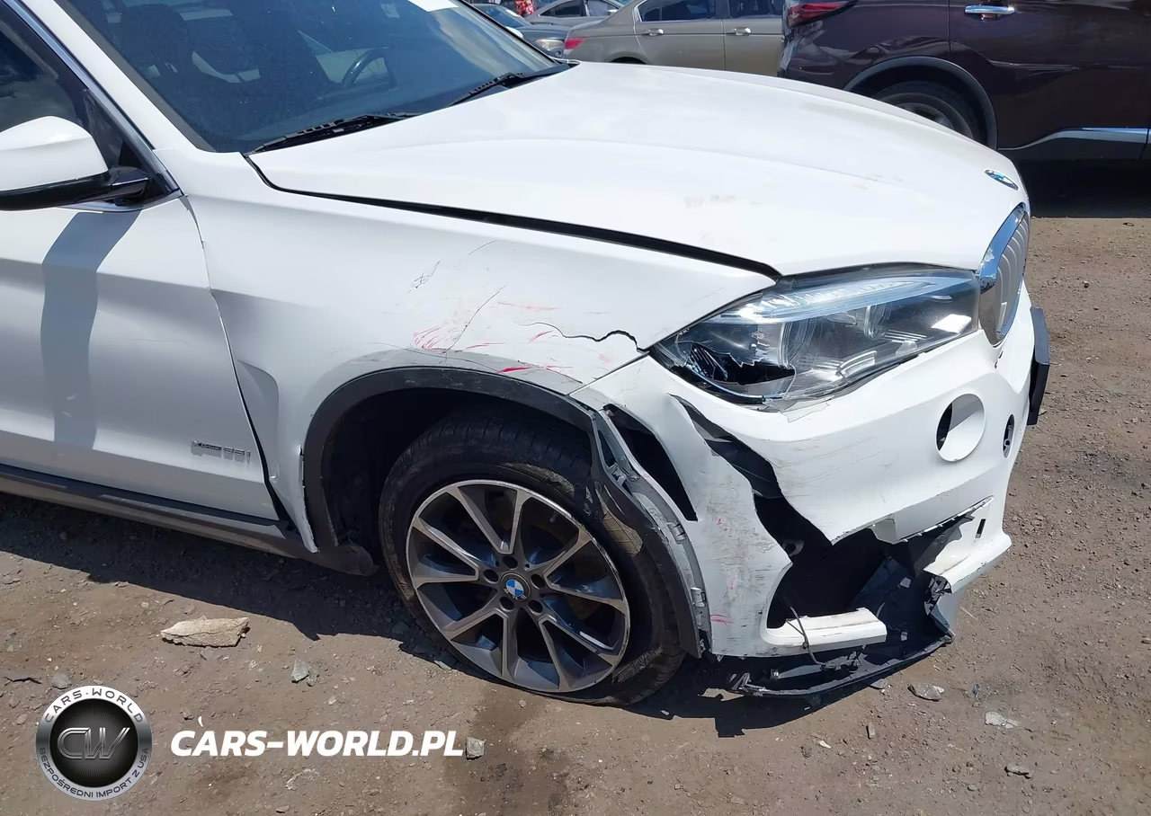 2017 BMW X5 xDrive35I VIN:5UXKR0C33H0V74610 - 6