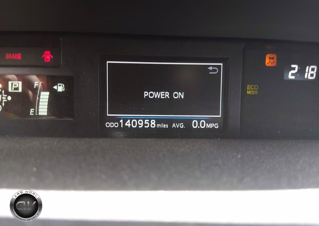 2017 Toyota Prius V Four VIN:JTDZN3EU1HJ069100 - 16