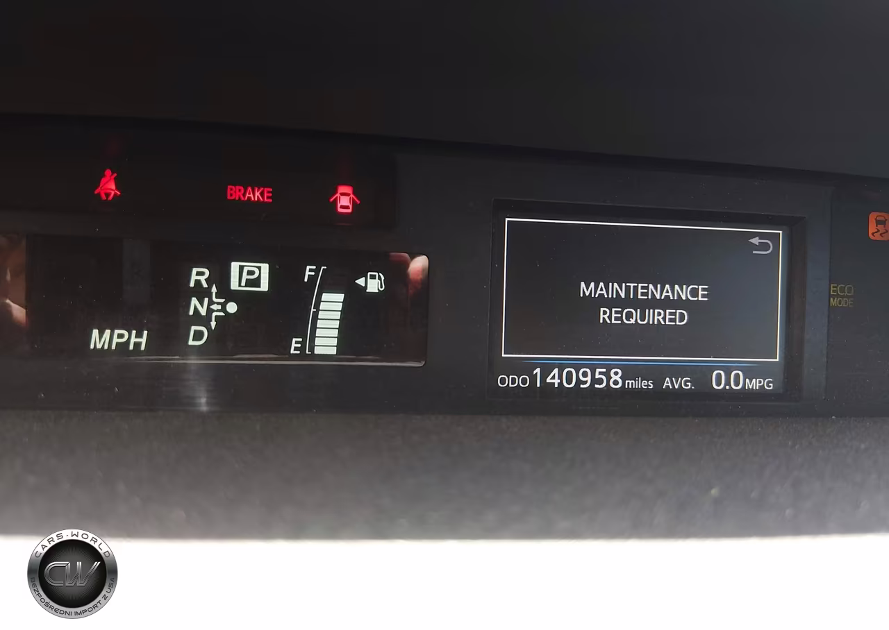 2017 Toyota Prius V Four VIN:JTDZN3EU1HJ069100 - 7