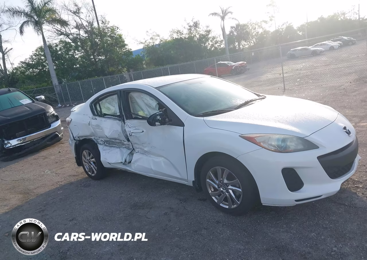 2013 Mazda Mazda3 I Touring – zdjęcie 1 z 16