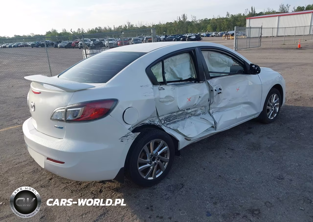2013 Mazda Mazda3 I Touring VIN:JM1BL1V74D1780497 - 4