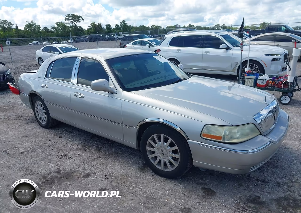 2007 Lincoln Town Car Signature – zdjęcie 1 z 16