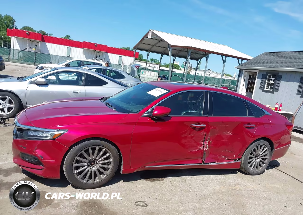 2018 Honda Accord Touring VIN:1HGCV1F90JA165683 - 15