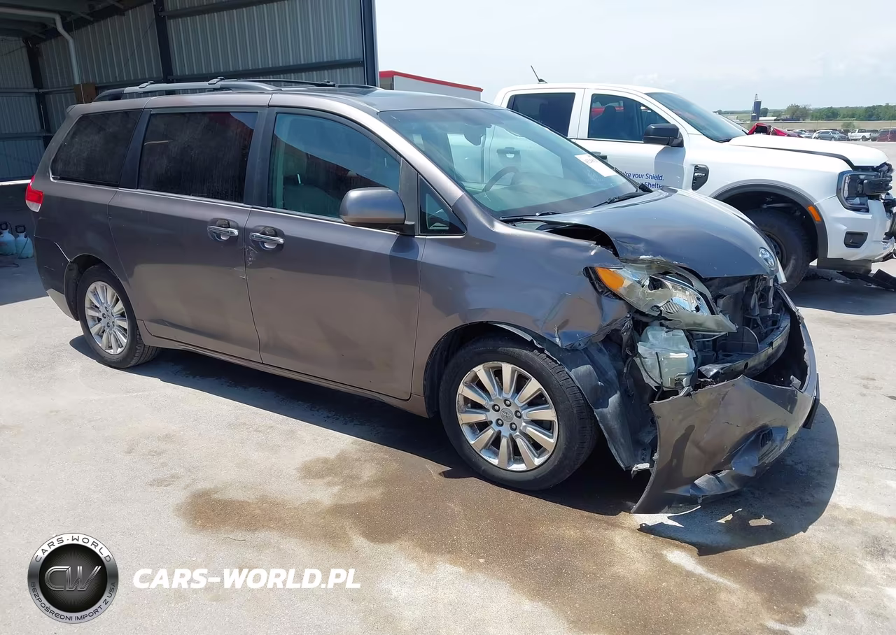 2012 Toyota Sienna Xle 7 Passenger