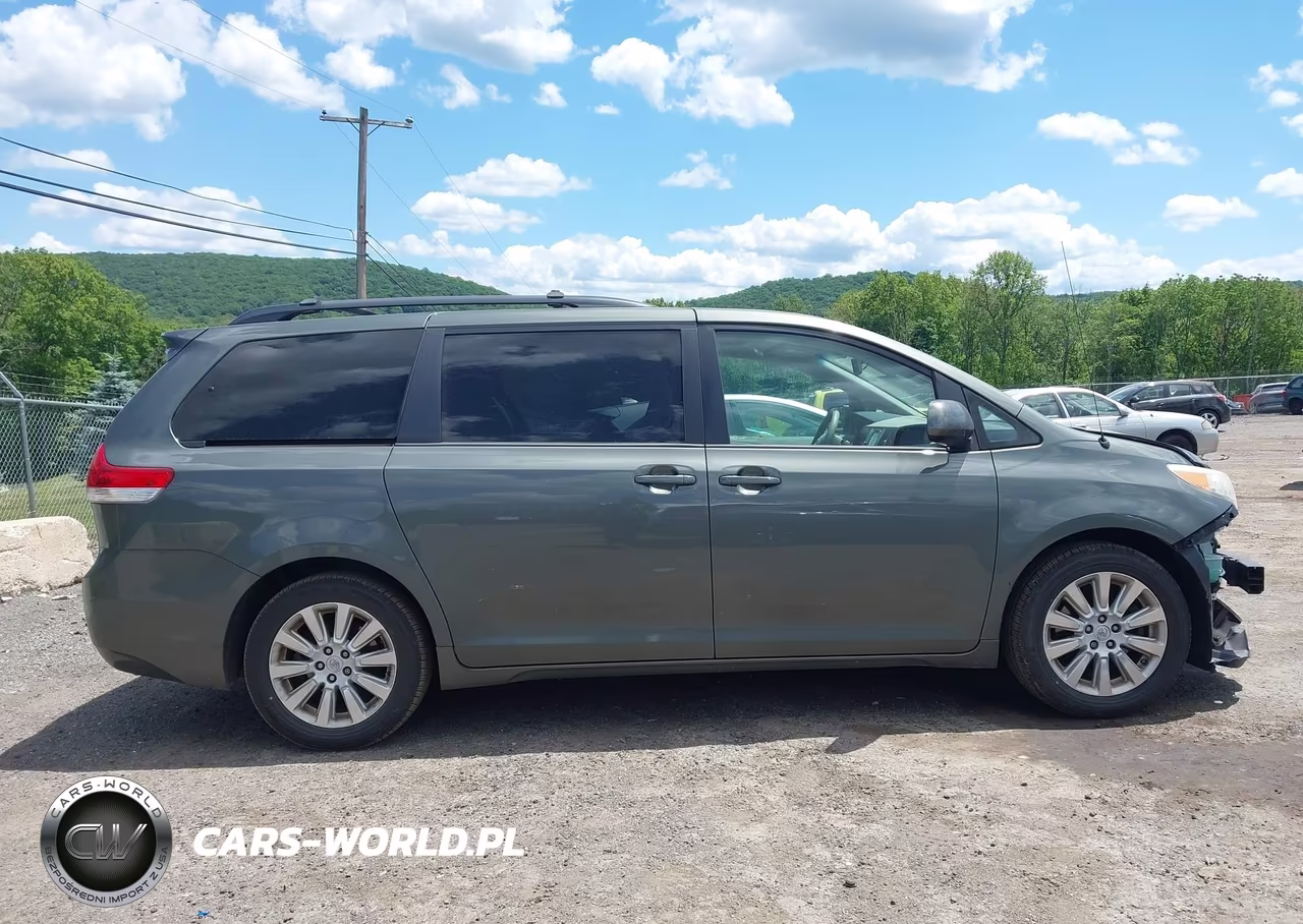 2014 Toyota Sienna Le 7 Passenger VIN:5TDJK3DC5ES080453 - 14
