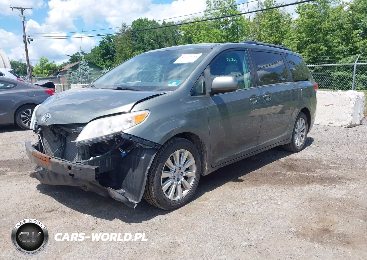2014 Toyota Sienna Le 7 Passenger VIN:5TDJK3DC5ES080453 - 2
