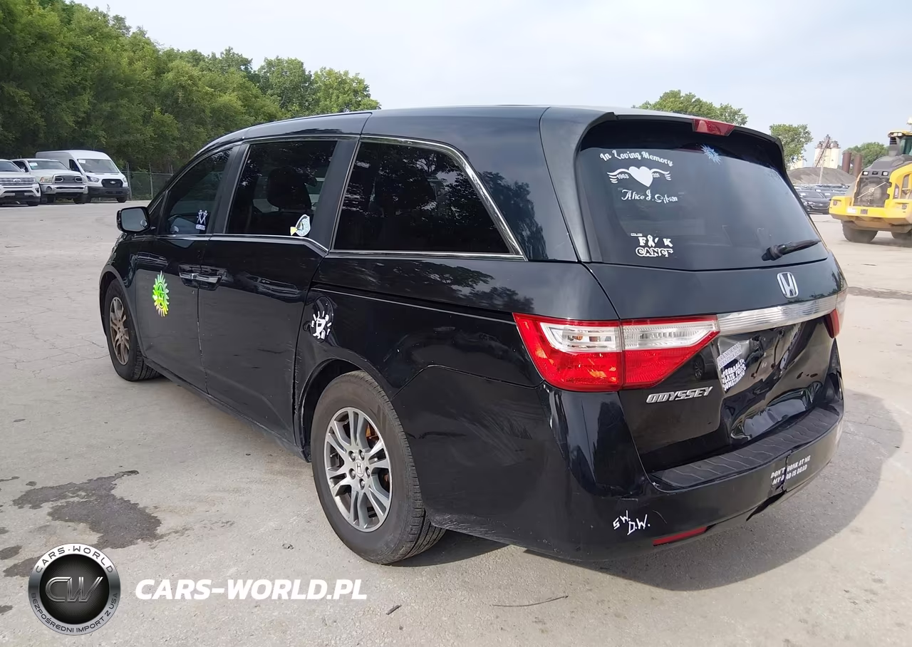 2013 Honda Odyssey Ex VIN:5FNRL5H45DB066490 - 3