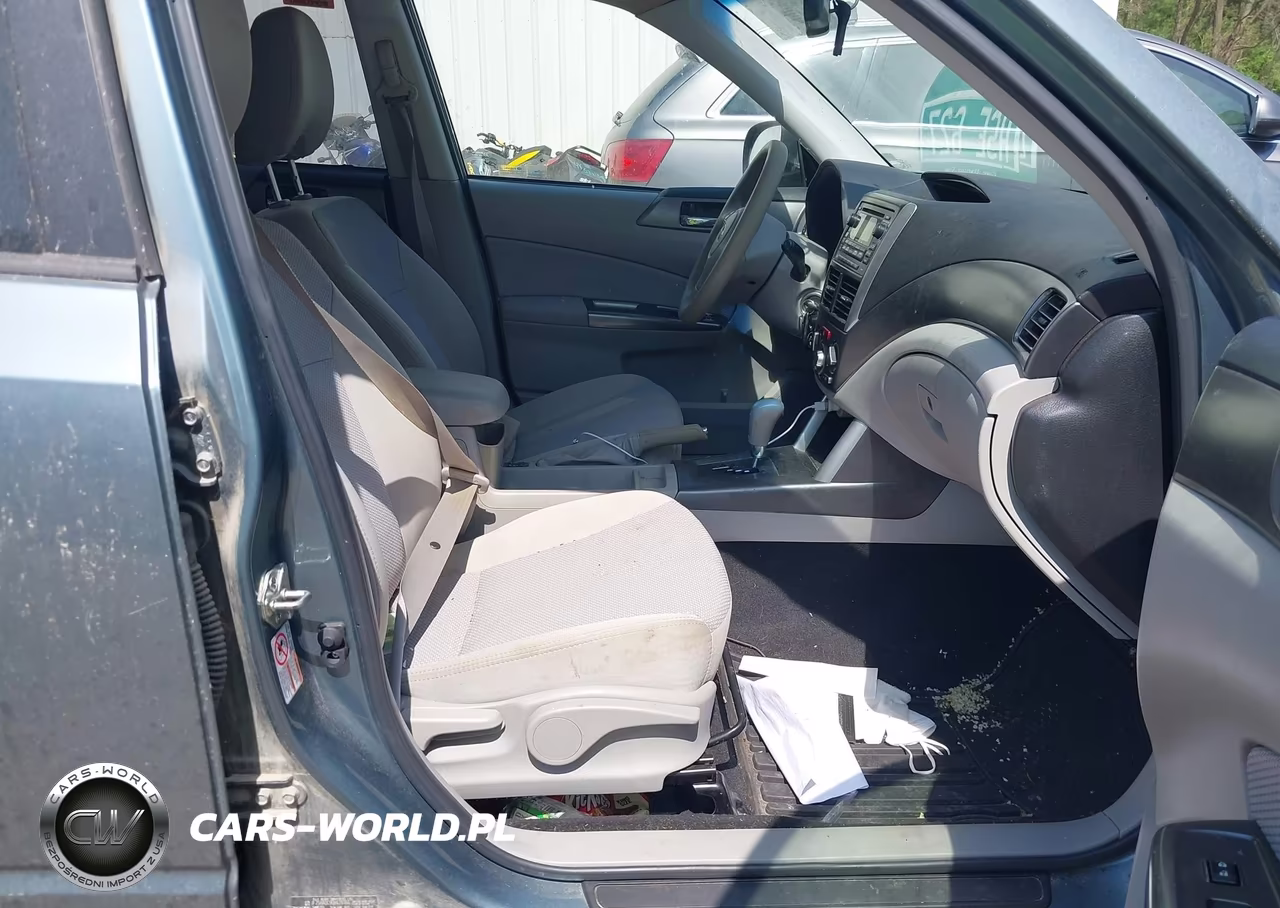 2013 Subaru Forester 2.5X Premium VIN:JF2SHADC9DH428766 - 5