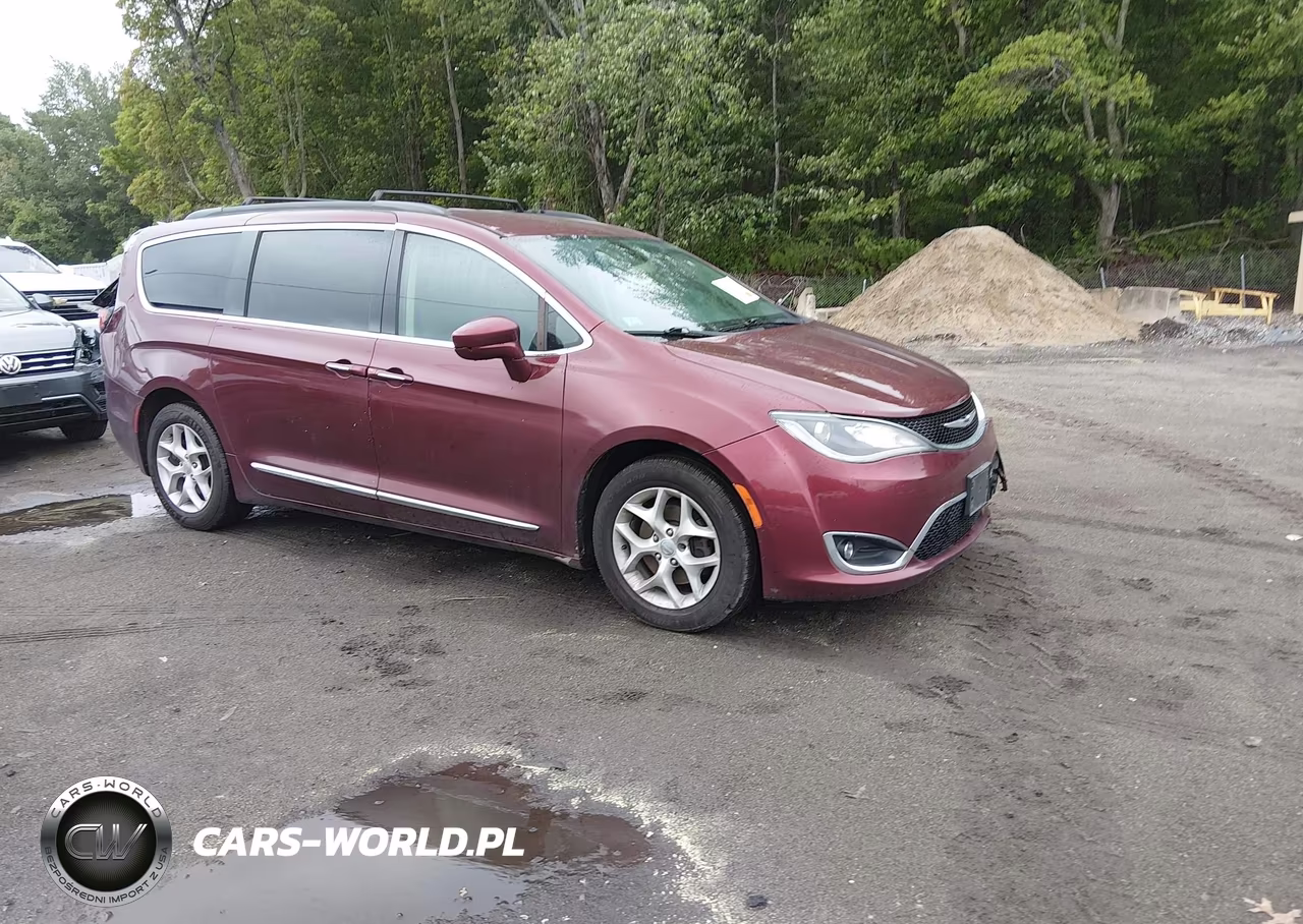 2017 Chrysler Pacifica Touring-L – zdjęcie 1 z 16